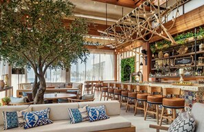 Bar (on property) - Vidanta Los Cabos - The Grand Mayan One Bedroom Master Suite (Baja California Sur)