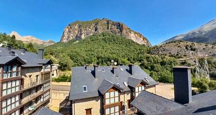 Hadar Deluxe - tucasaenlospirineos