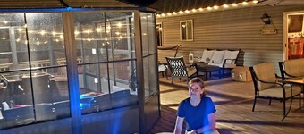 Fully renovated private & cozy 3 bdr cottage with hot tub close to Warren Dunes 