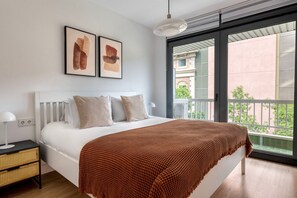 2 chambres, fer et planche à repasser, Wi-Fi, draps fournis