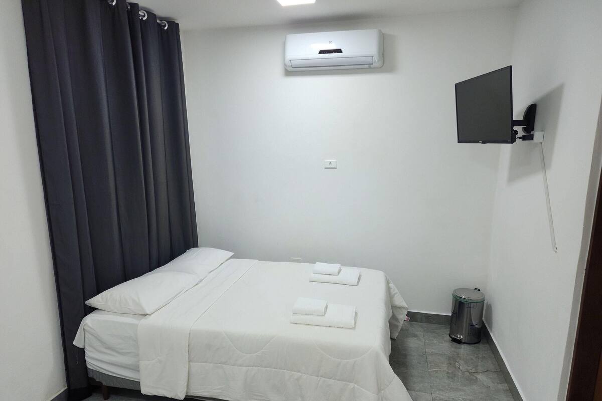 1 habitación, wifi gratis y ropa de cama
