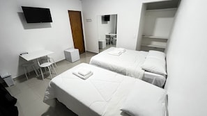 1 chambre, Wi-Fi gratuit, draps fournis