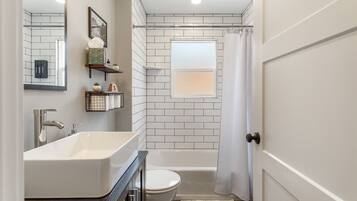 風筒、提供毛巾、番梘、洗頭水