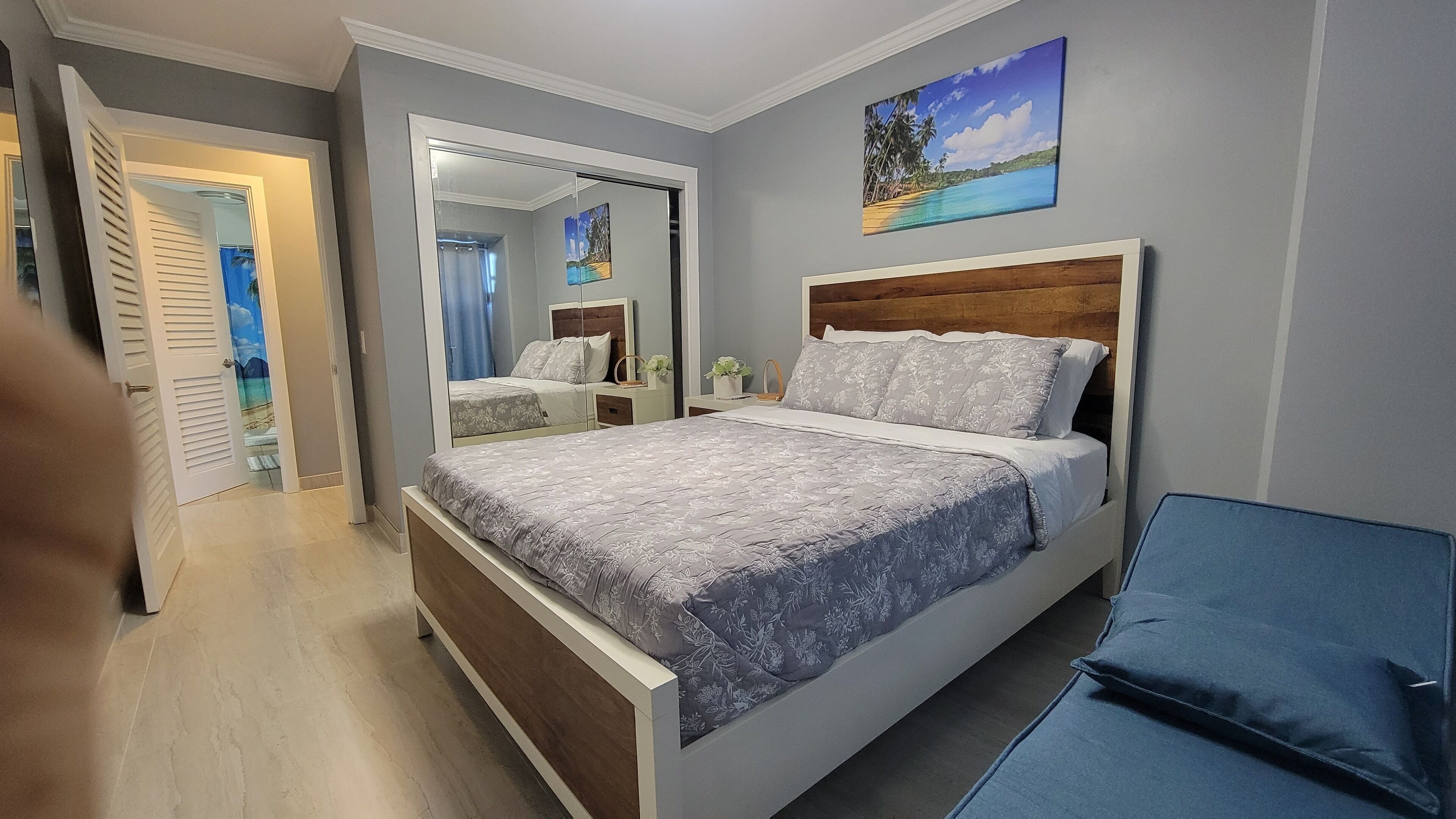 2 bedrooms, in-room safe, iron/ironing board, travel crib