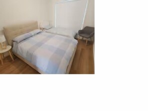 2 bedrooms, iron/ironing board, free WiFi, bed sheets