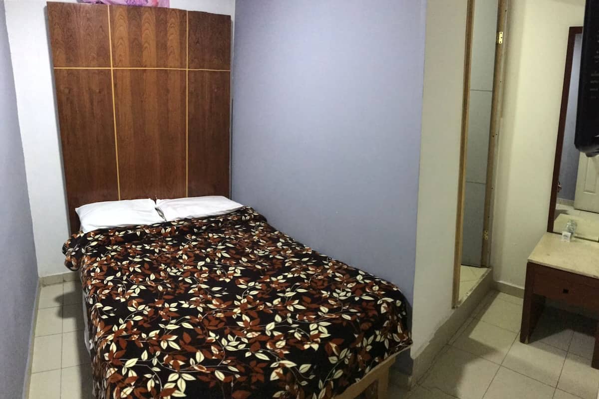 Habitación básica doble | 1 habitación y wifi gratis