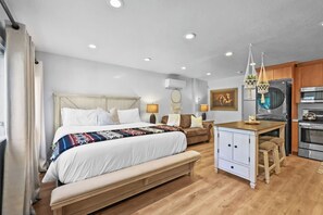 1 間睡房、可攜式嬰兒床、Wi-Fi、床單