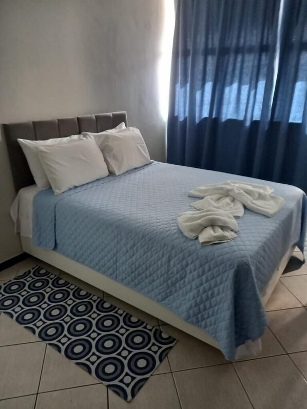 Apartemen | 2 kamar tidur, setrika/meja setrika, dan Wi-Fi gratis