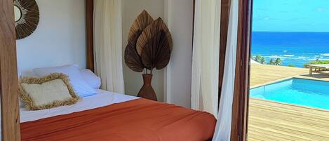 3 bedrooms, iron/ironing board, travel crib, free WiFi