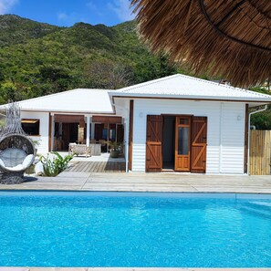 Pool - Haven of peace between sera and mountains (La Désirade)