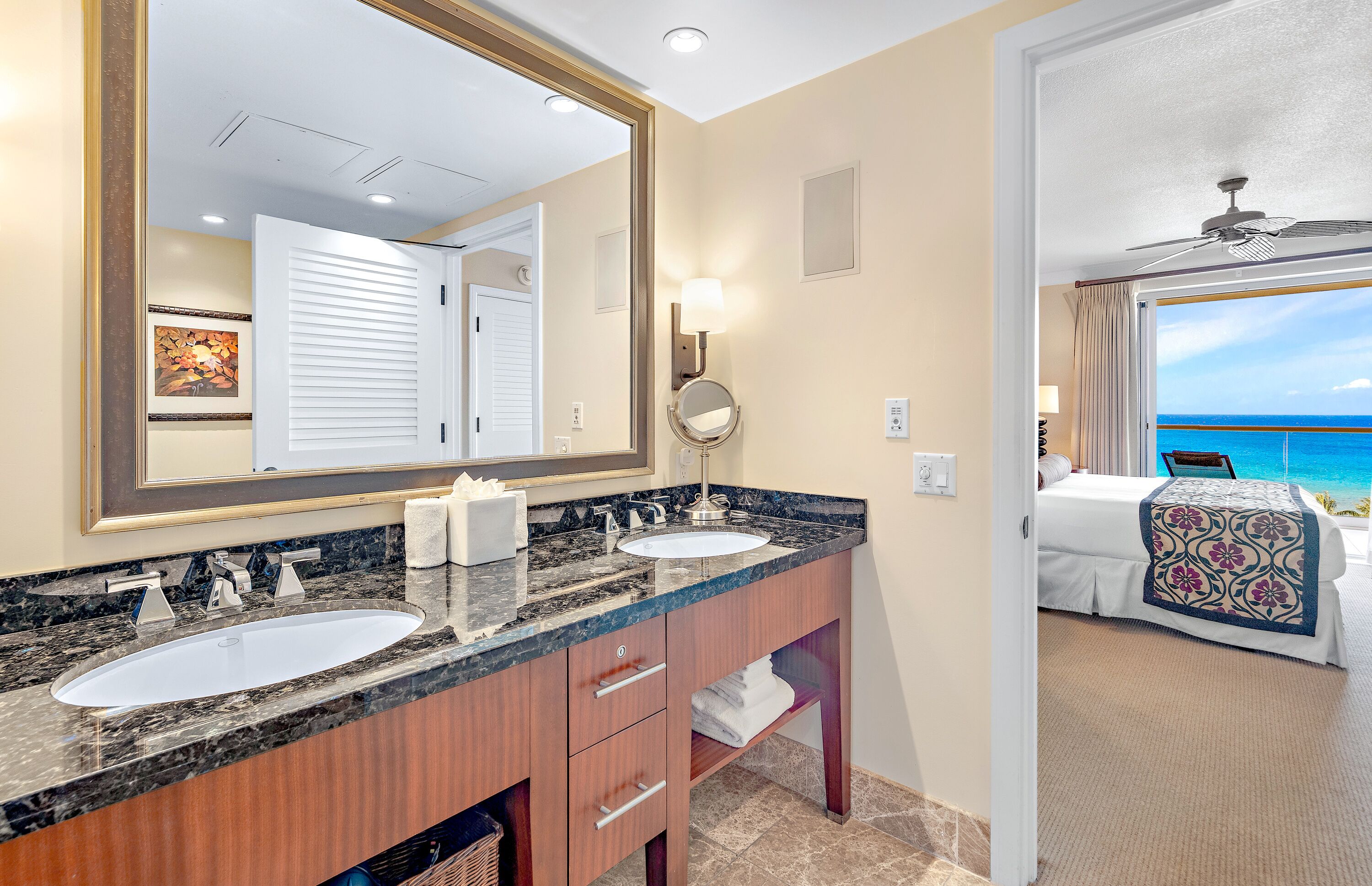 Bathtub, hair dryer, towels