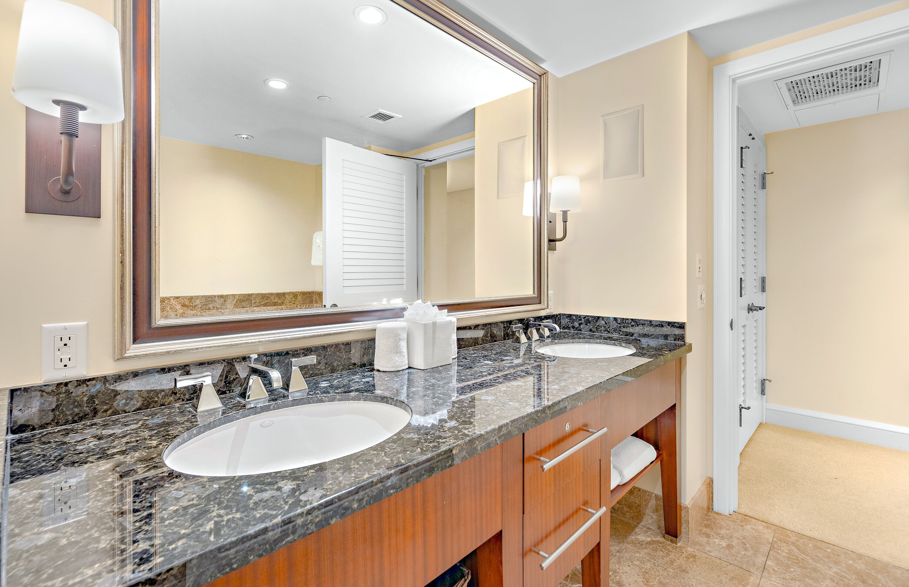 Bathtub, hair dryer, towels