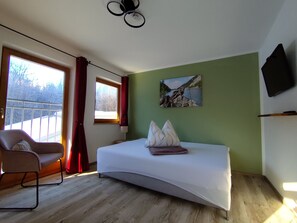 2 bedrooms, Internet, bed sheets