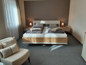 1 bedroom, free WiFi, bed sheets - Apartment "Am Kapellenberg" with Mountain View, Shared Terrace & Wi-Fi (Bad Peterstal-Griesbach)