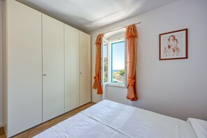 2 soverom, wi-fi (inkludert) og sengetøy