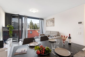 Wohn- und Esszimmer