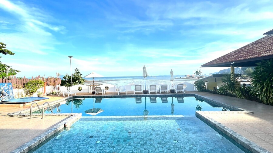 Anyavee Chom By The Sea