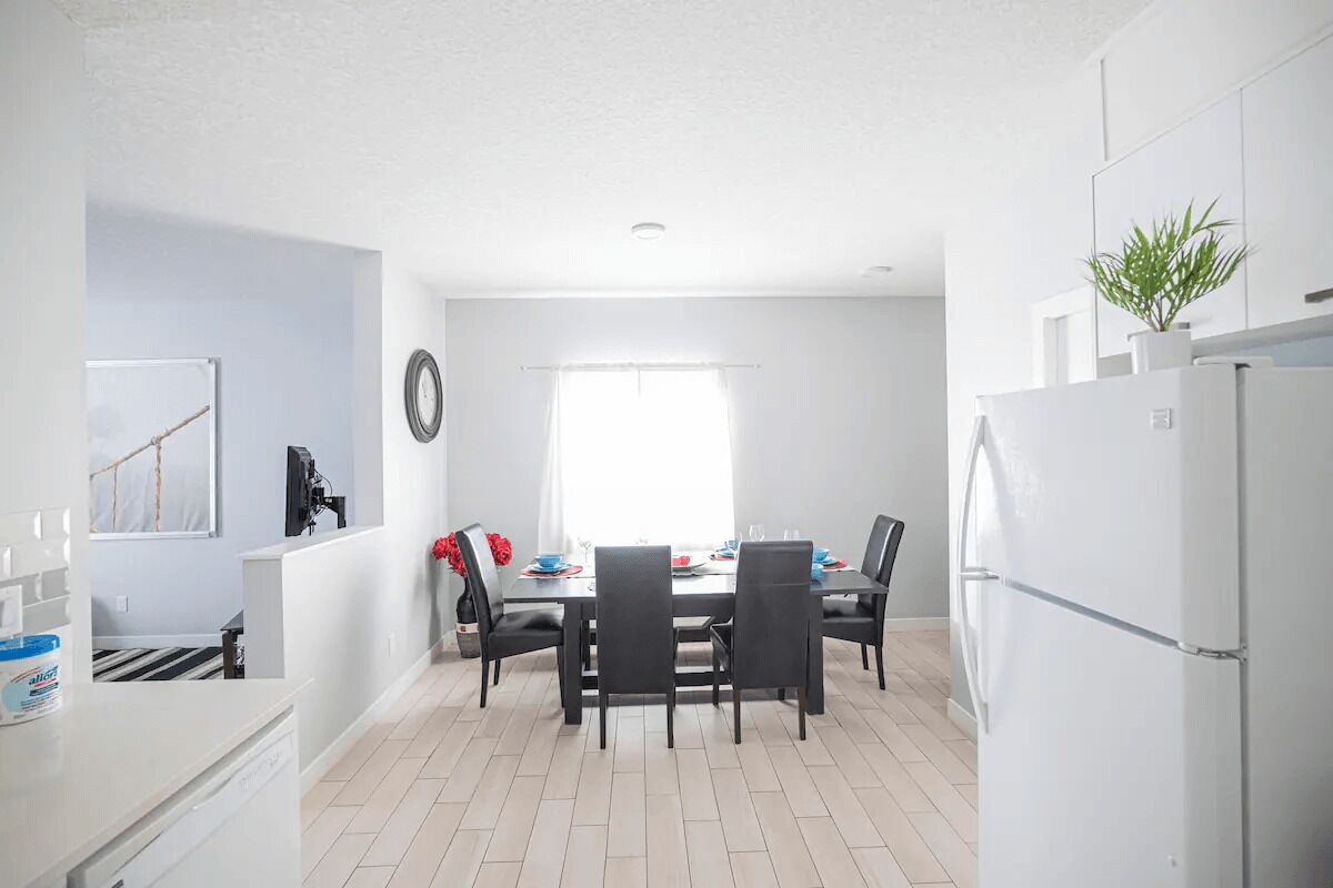 Comfort House | In-room dining