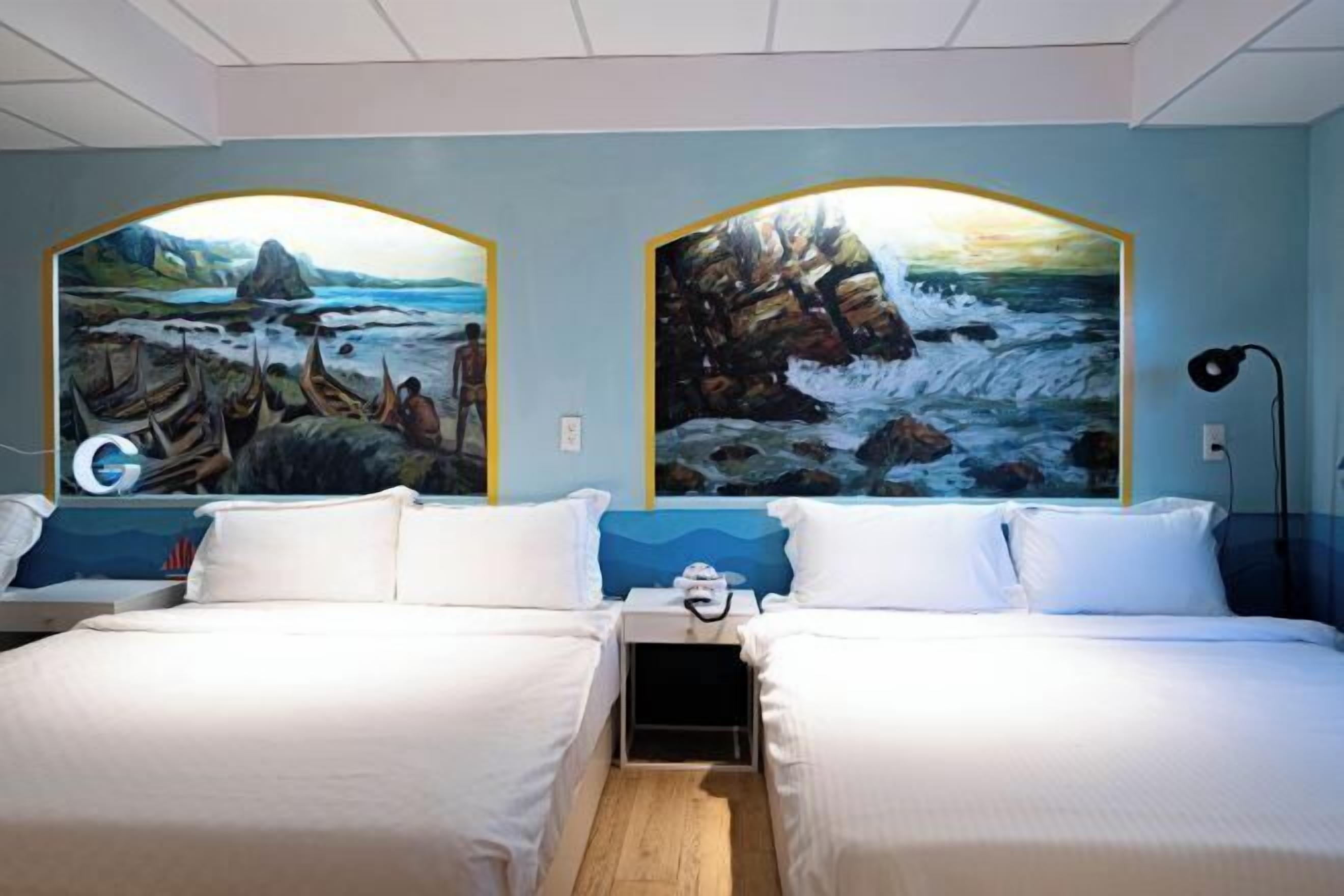 Down comforters, individually decorated, desk, free WiFi