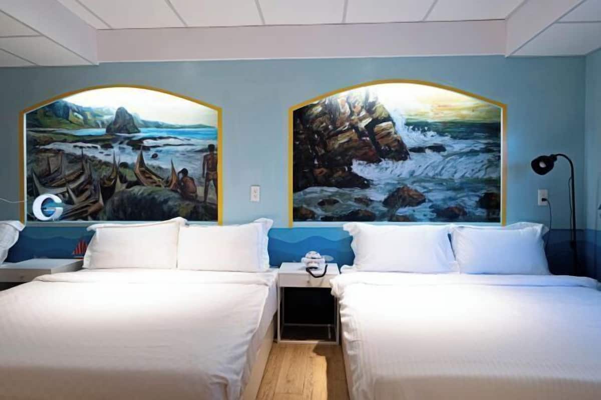 Down duvets, individually decorated, desk, free WiFi