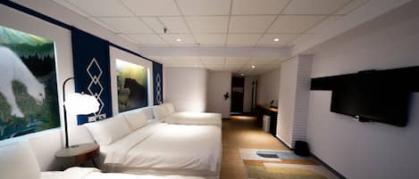 1 bedroom, down duvets, individually decorated, desk
