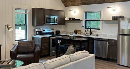 The Laurelwood at Kentucky Lake Cabins