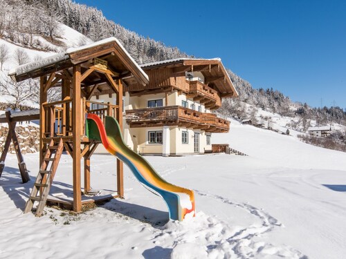 Appartement avec piscine et beaucoup d'espace