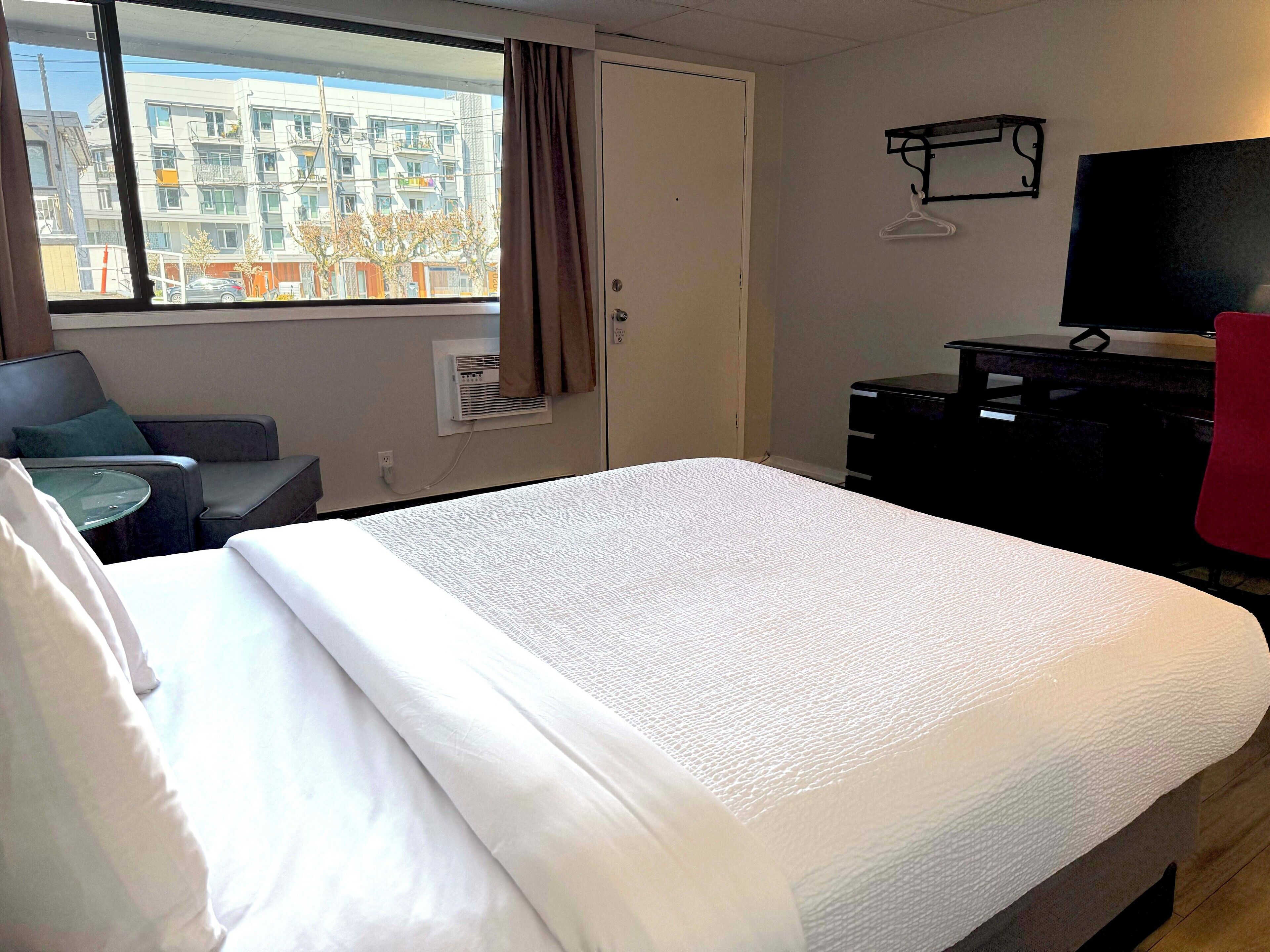 Photo - Departure Bay Motel