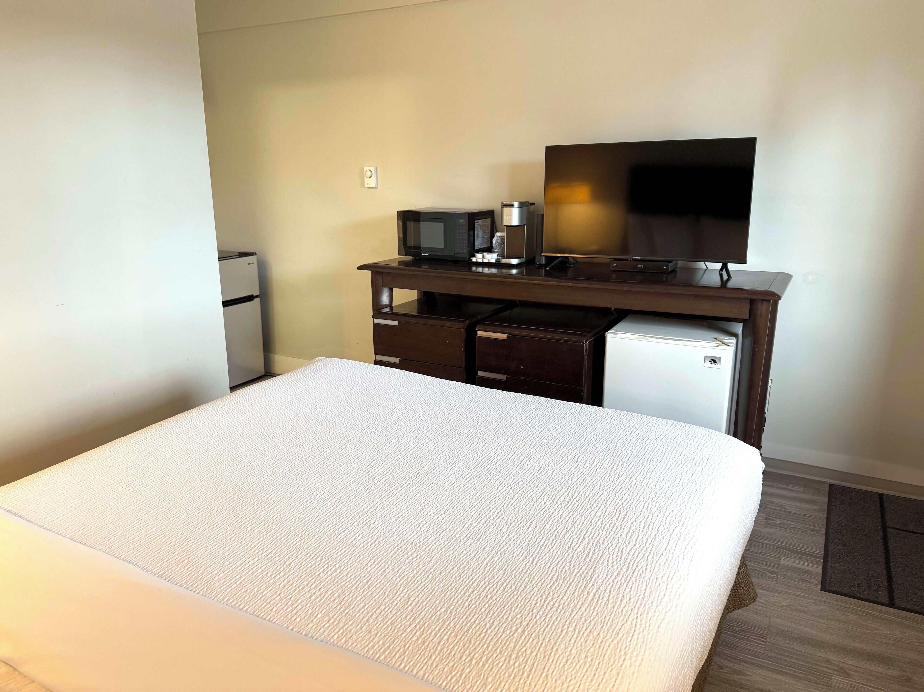 Photo - Departure Bay Motel