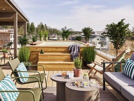 Piscina en la azotea