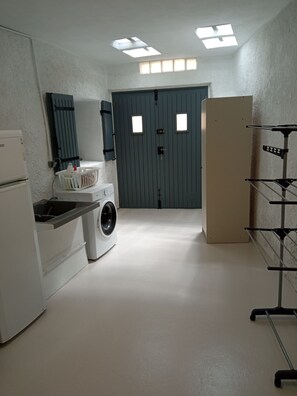 Interior - Studio rénové Mont Ventoux Bédoin. (Bédoin)