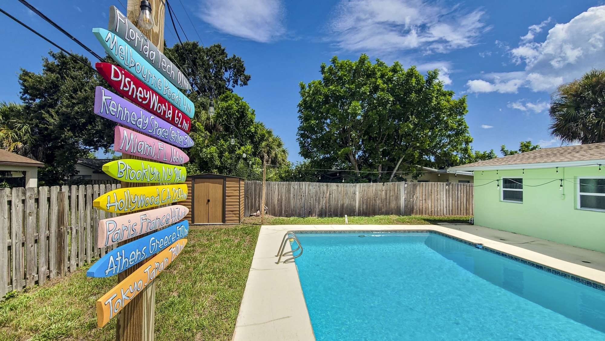 Hanh · Oasis 10min to Beach · Huge Private Pool & Piano
