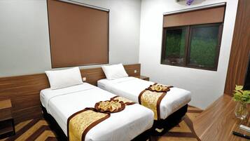 1 bedroom, minibar, in-room safe, desk