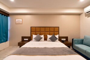 Superior Room | Free WiFi - Hotel Royal 24 (Ahmedabad)