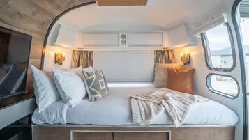 1 habitación, wifi y ropa de cama