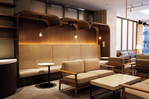 Far East Village Hotel Osaka, Honmachi