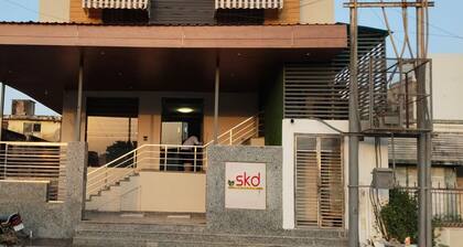 Hotel sar kamla dham