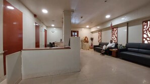 Reception - Goroomgo Park Resort Bhubaneswar (Bhubaneshwar)