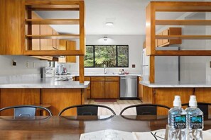 Fridge, microwave, oven, stovetop - Stop Looking! You've found it! (Volcano)