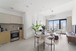 Signature Apartment | In-room dining