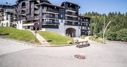 Apartment 'Nikye Morillon 5 Personnes' with Mountain View and Balcony