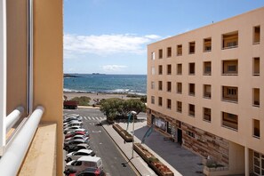 Interior - Medano Beach Home Ocean View Apartment with Sea Views, Balcony and Wi-Fi (El Medano)