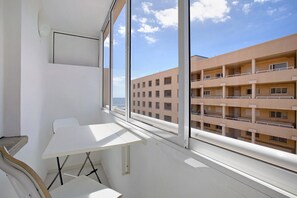 Interior - Medano Beach Home Ocean View Apartment with Sea Views, Balcony and Wi-Fi (El Medano)