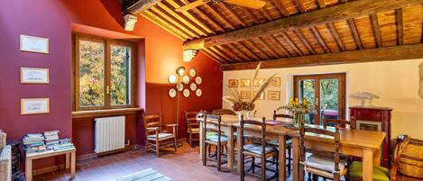 تناول الطعام