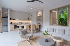 Two Bedroom Premier Villa | Ruang makan