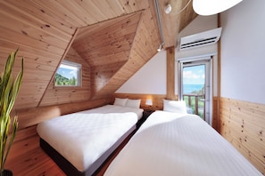 Villa, niet-roken (Shirara Building 5) | Individueel gedecoreerd, individueel gemeubileerd, een bureau