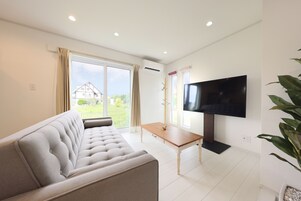 Shirara Building 1(Room Only), Non smoking | Living area | TV