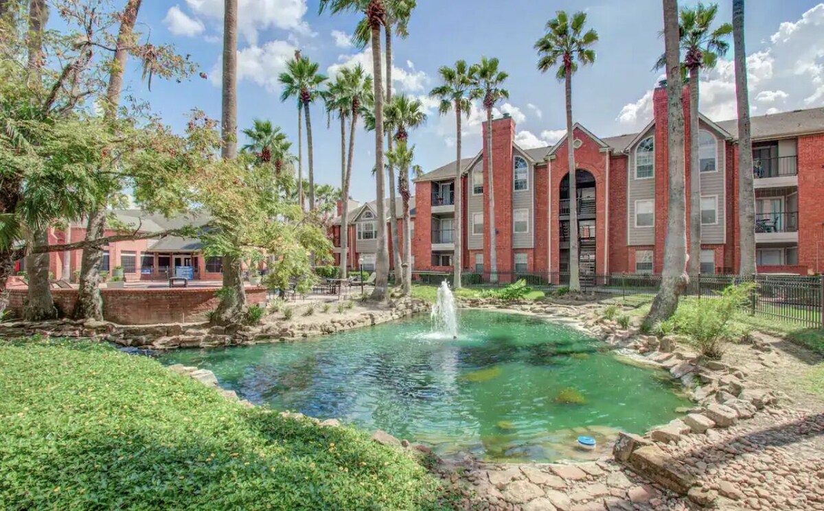 Photo 4 of Texas Medical Center family friendly Apartment