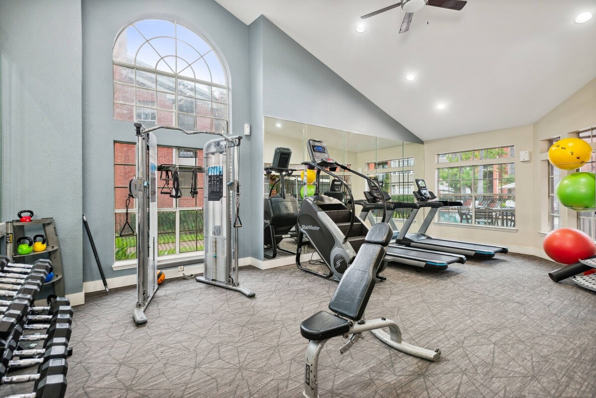 Photo 35 of Texas Medical Center family friendly Apartment