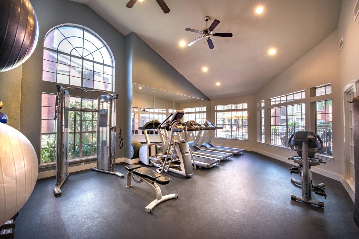 Photo 32 of Texas Medical Center family friendly Apartment